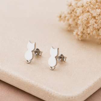 Cat Silhouette – Studs zilverkleur