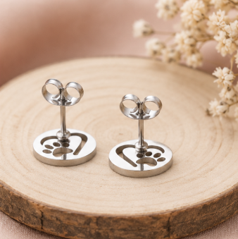 Paw in My Heart – Studs