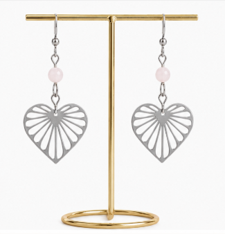 Amora – Handgemaakte Rozenkwarts Oorbellen – Soul Stones | Made by Melissa