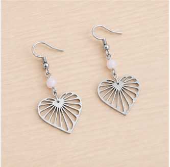 Amora – Handgemaakte Rozenkwarts Oorbellen – Soul Stones | Made by Melissa