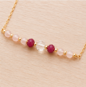 Kreeft Zodiac Ketting – Maansteen, Robijn, Rozenkwarts &amp; Bergkristal
