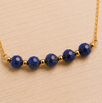 Lapis Lazuli – Handgemaakte fijne edelsteenketting – Winter Solstice